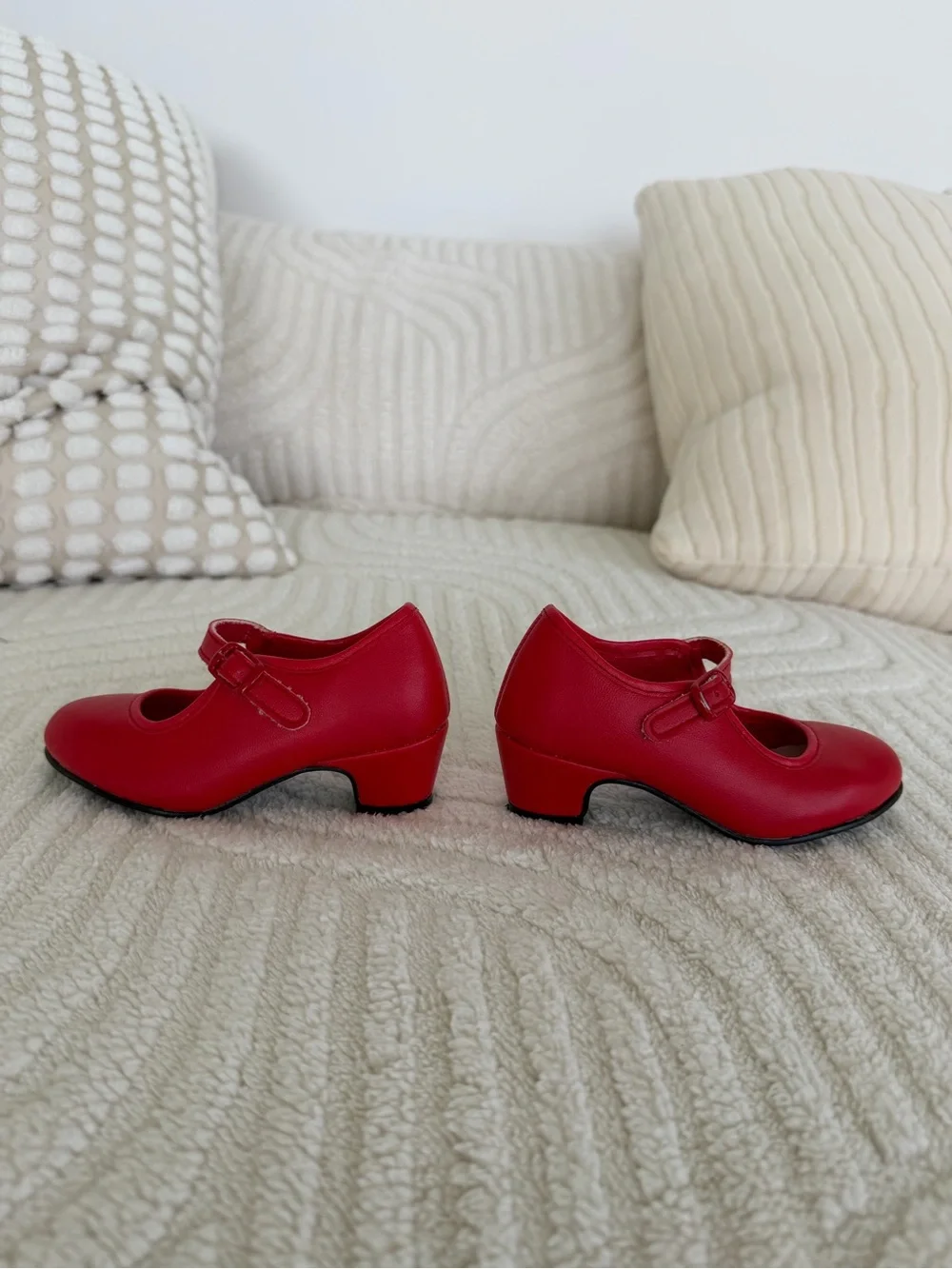 red Mary Jane 👠- Flamenco shoes for kids - size 22 EU -preloved - good condition